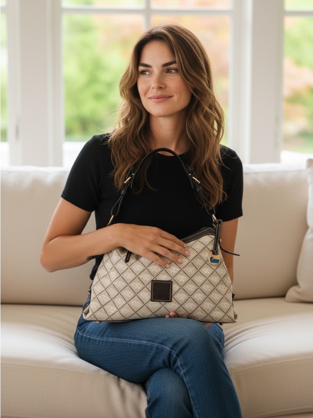 Dooney & Bourke Cream Monogram Shoulder Bag with Blue Duck Hang Tag. - Picture 14 of 14